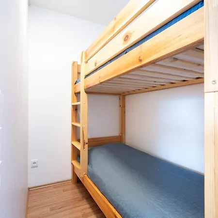 Panoramic App A04 3 아파트 지르크도르프